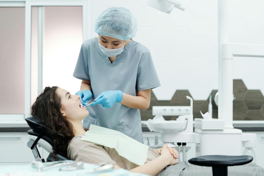 Chirurgia orale: quando si deve estrarre un dente?